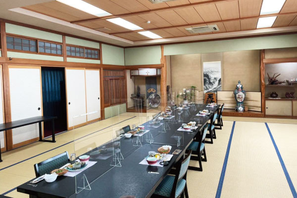 大広間
10~最大80人